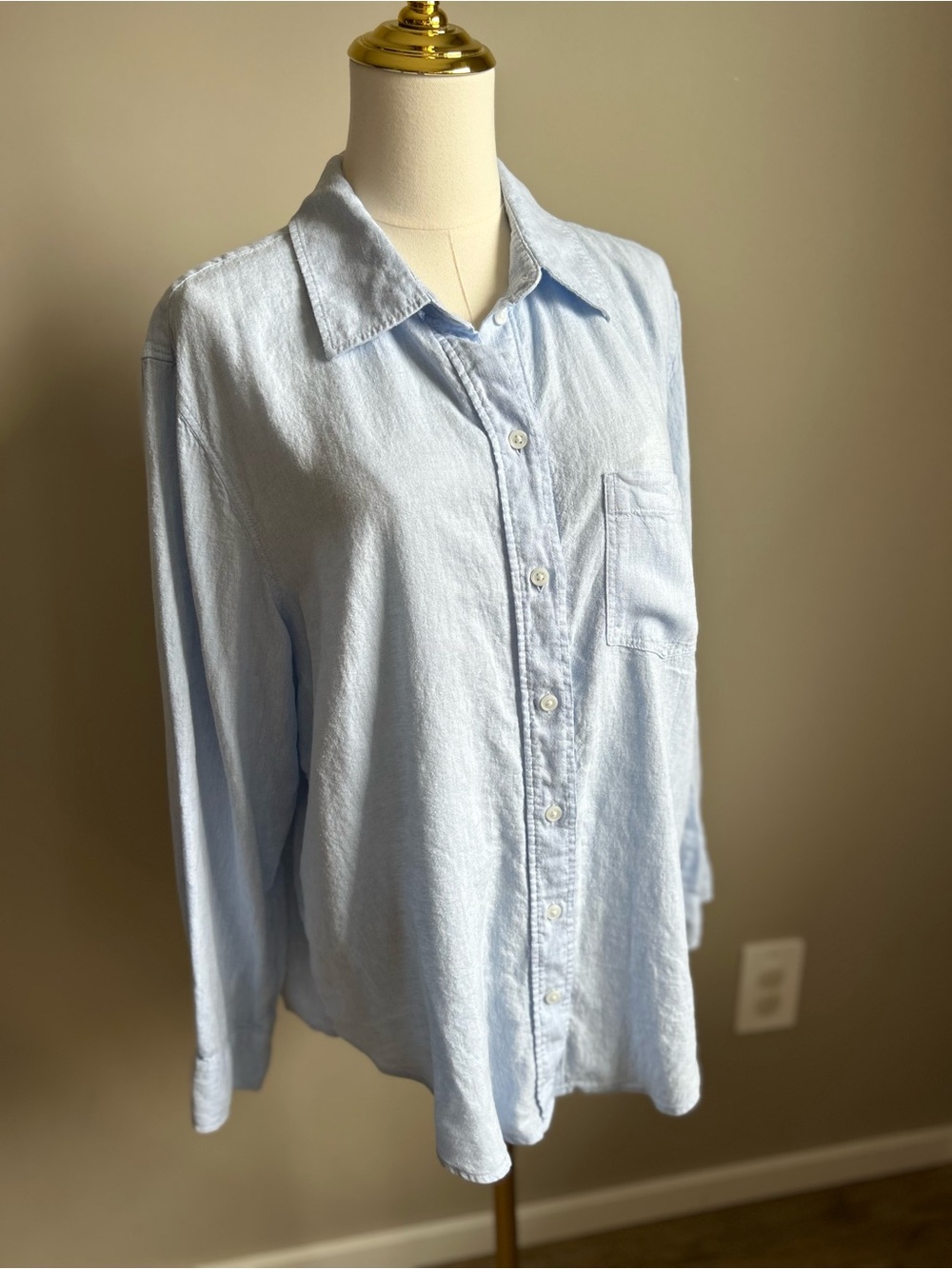 Linen blend H&M Light pale Blue Casual Button-Down Shirt layer lightweight